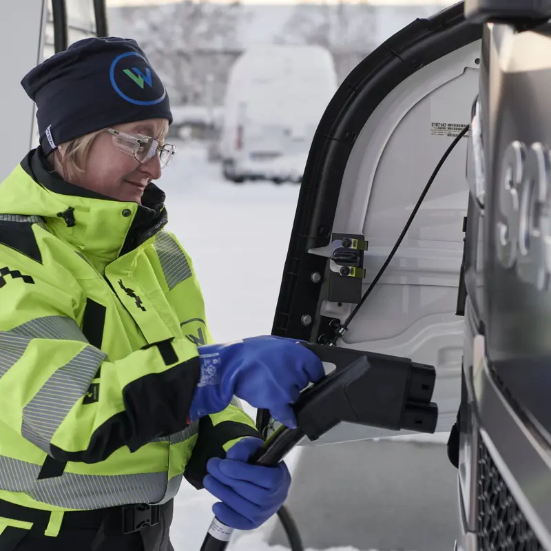 Styrmedelsförslag: Sänk energiskatten för laddning av tunga fordon