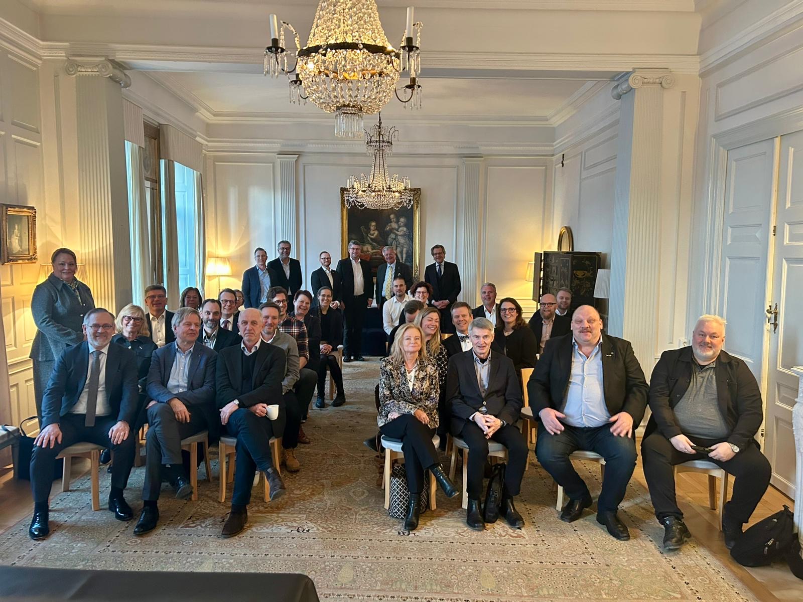 Möte på ambassaden