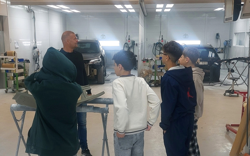 Göinge Bil i Hässleholm tar emot Engelska skolan!