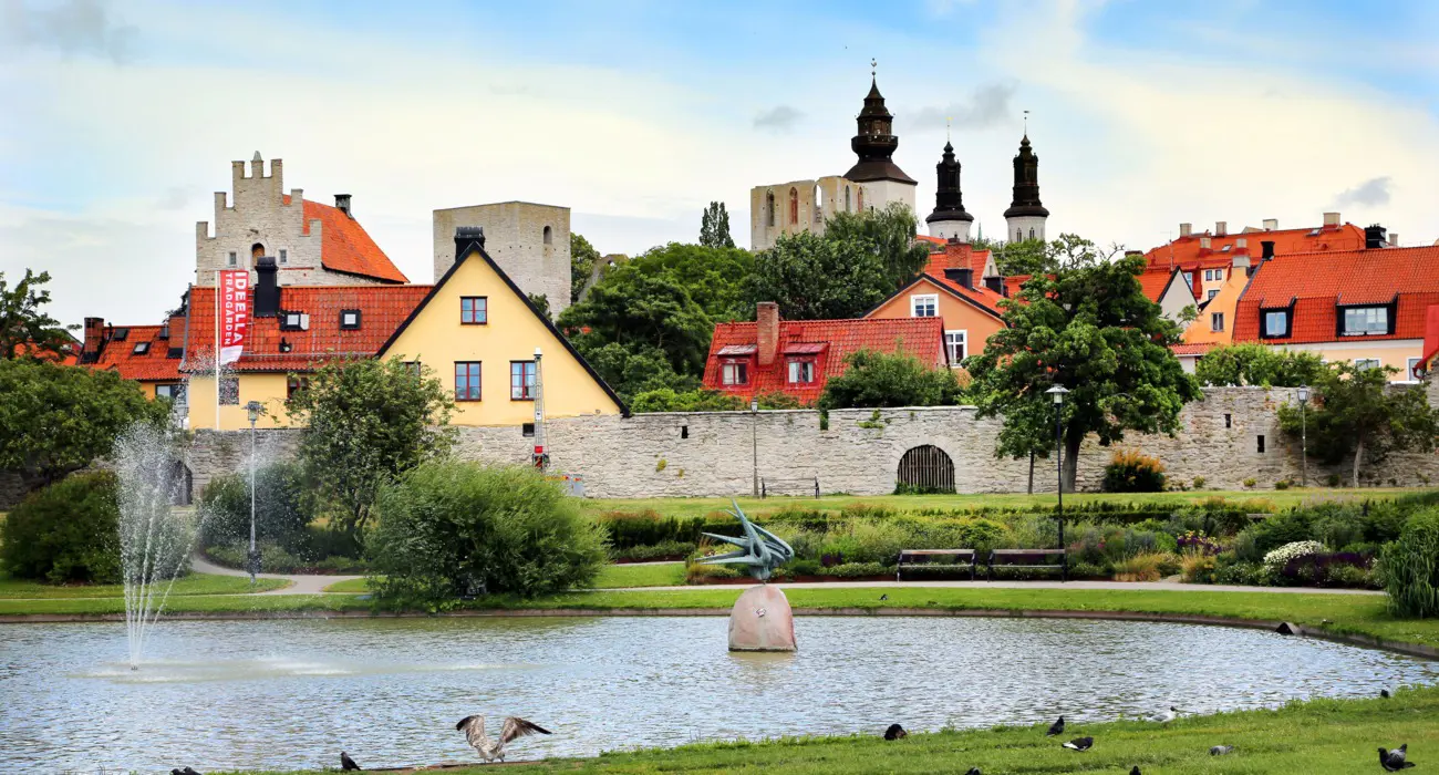 inbjudan-visby-almedalen ([880]b9f53d1df2239d72cbe6947a9081286b).jpg