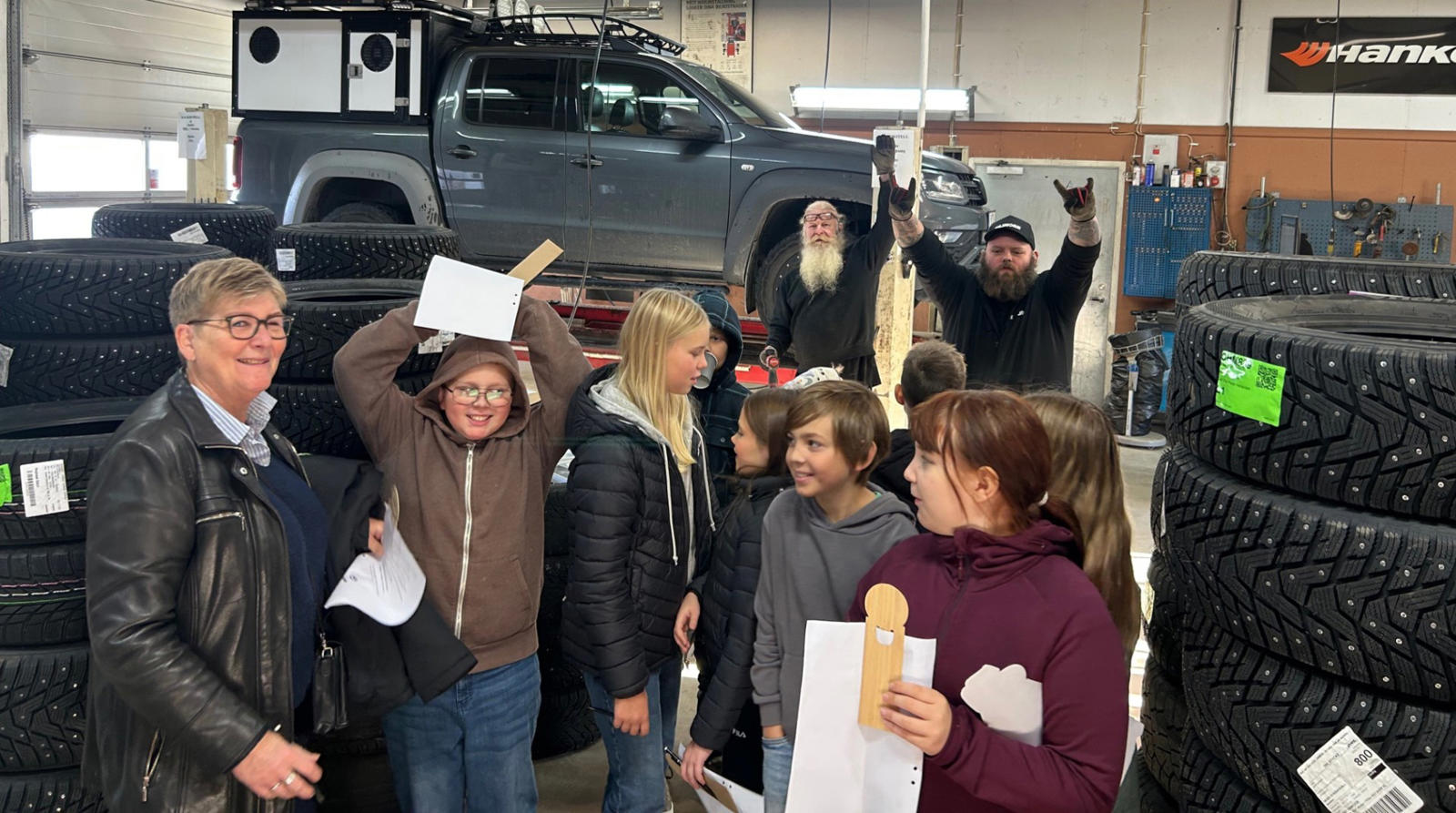 Lunds skola, Hudiksvall, besöker en öppen verkstad