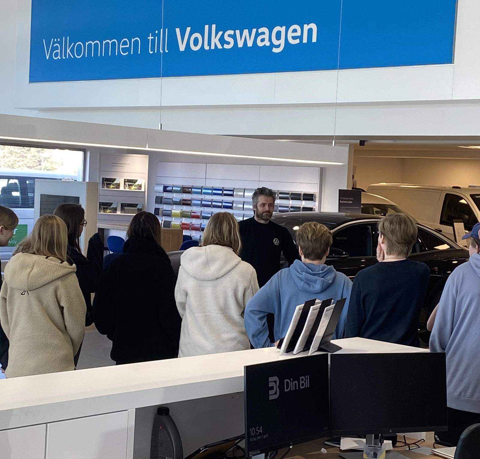 Skolbesök hos Din Bil VW i Mora.