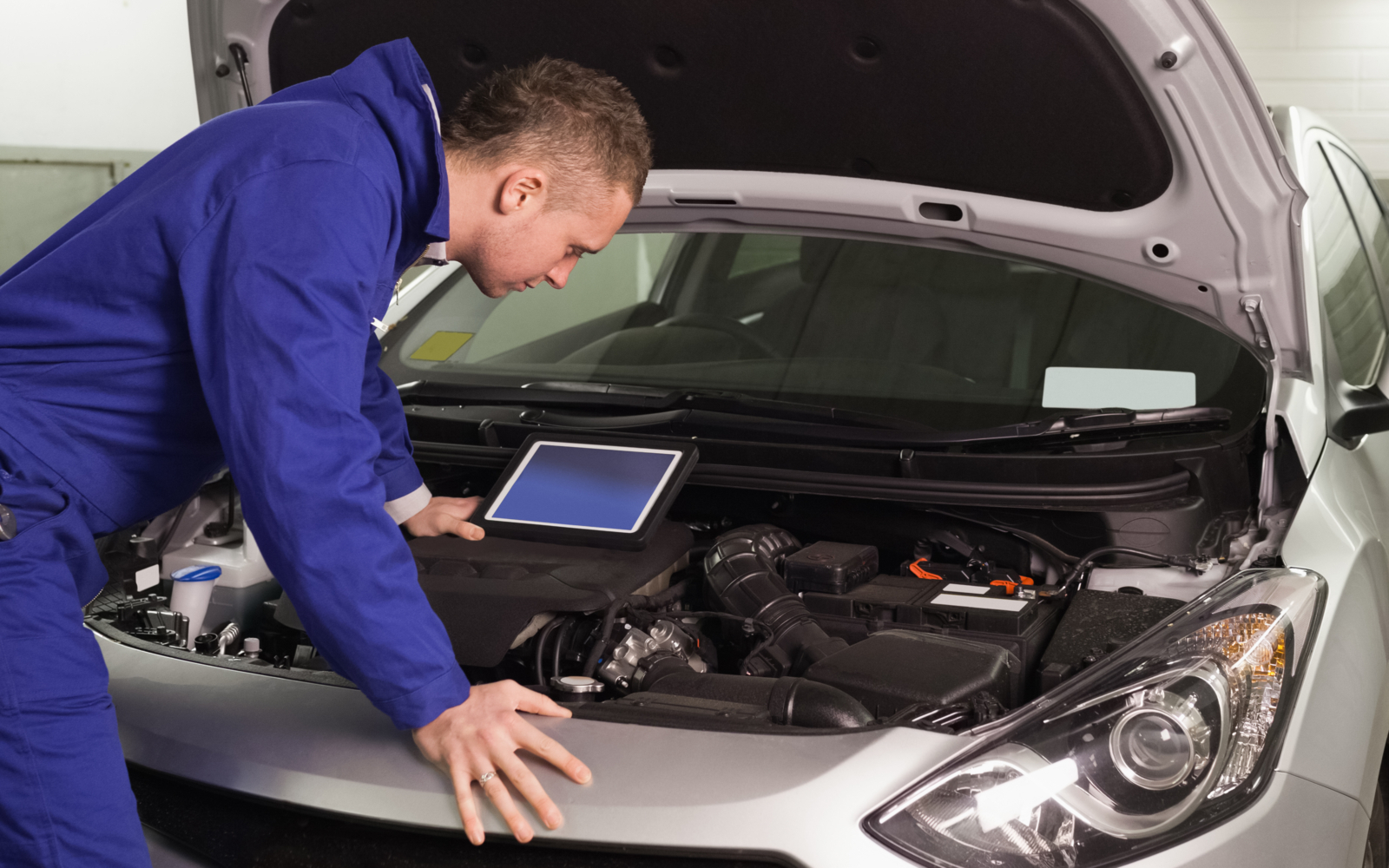 Yrkesprov för personbilsmekaniker