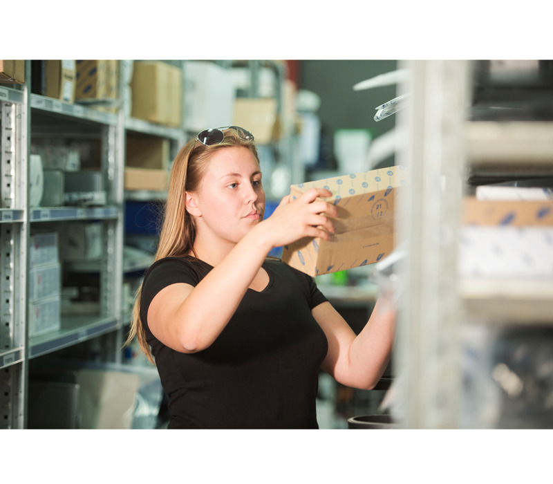 Vad gör en reservdelsspecialist?